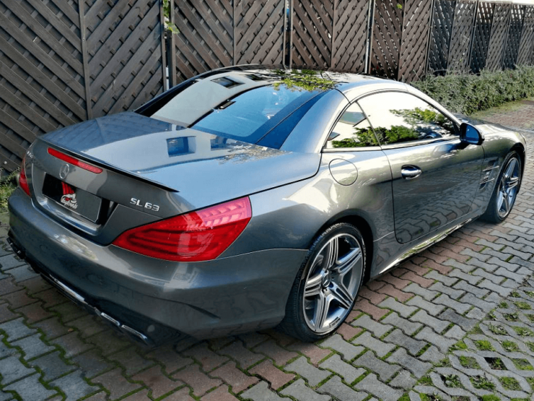 Mercedes-Benz SL63 AMG
